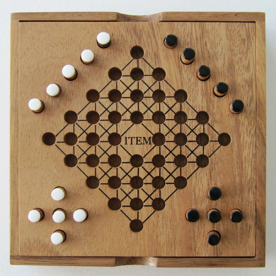 ITEM jeu de société de stratégie breton en bois massif aux normes CE 2 joueurs - Photo 4/4