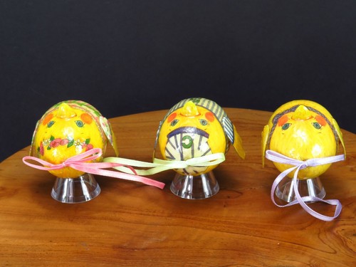 Vintage Easter Egg Ornaments Decoupage Chicks Baby Chicken Bird 3 Paper Eggs '95 - Picture 9 of 12