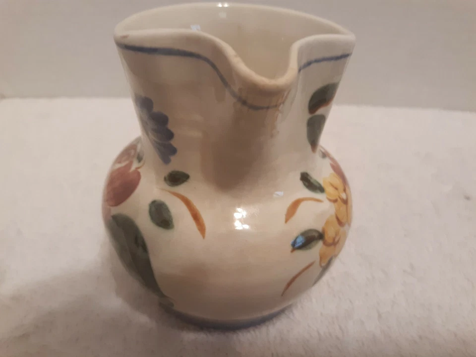 Red Wing Orleans Creamer/Sugar Bowl, Salt and Pepper Shakers - Image 4 of 4