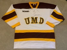 Vintage University of Minnesota Duluth Bulldogs Hockey Jersey K1 Sportswear Sz S