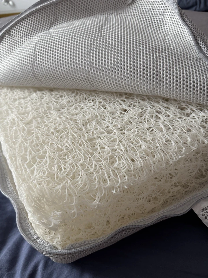 Newton Baby Crib Mattress Waterproof, Gray (1001GRY) Excellent Condition - Image 3 of 4