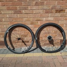 Giant SLR 1 Carbon Wheelset with 11spd Ultegra Cassette.