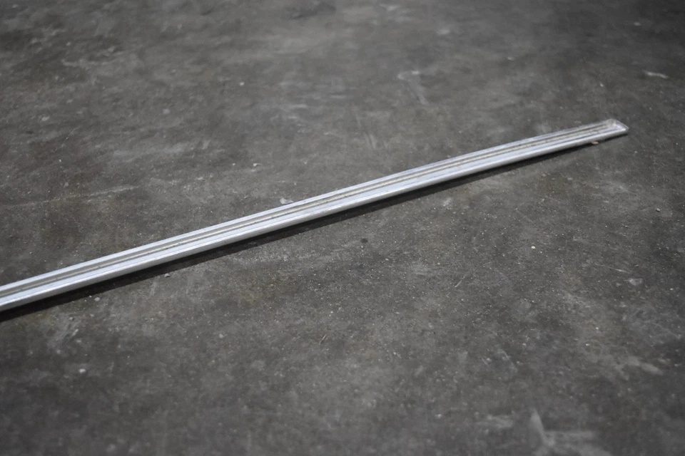 Chevrolet Impala 1965 1966 puerta moldura lateral 2 puertas 65 66 Foto 3 de 4