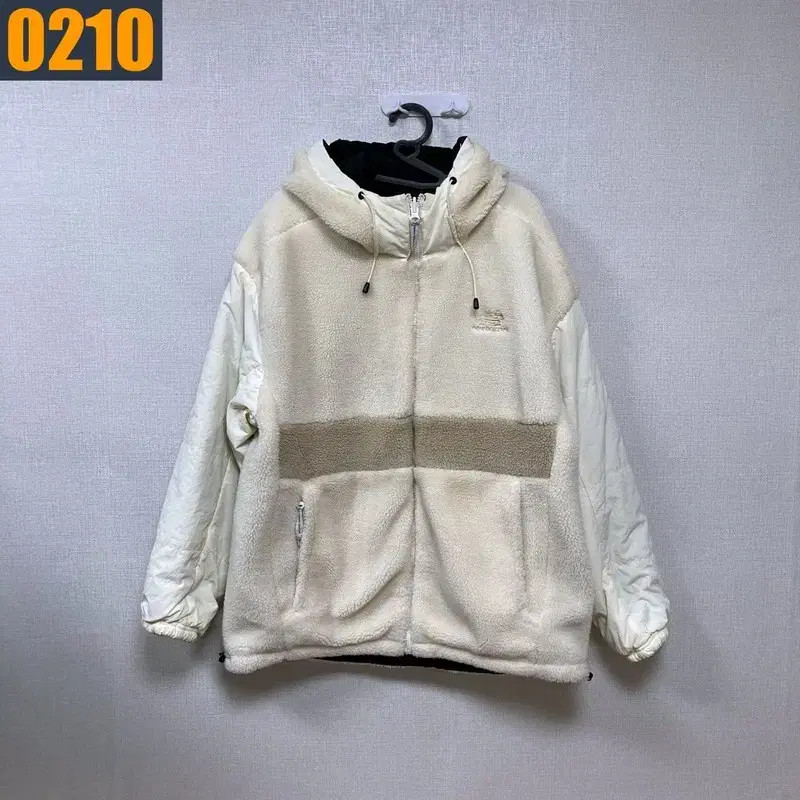 95 New Balance Reverse Fleece Jacket thumbnail 3