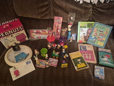 Peanuts ~ Mixed Snoopy Lot 31 figurines, toys, books, art supplies and more lot