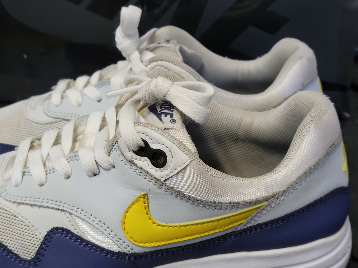 Nike Air Max 1 ホワイト/ネイビー/イエロー The Nike Air Max 1 Arrives in a White & Bright Yellow