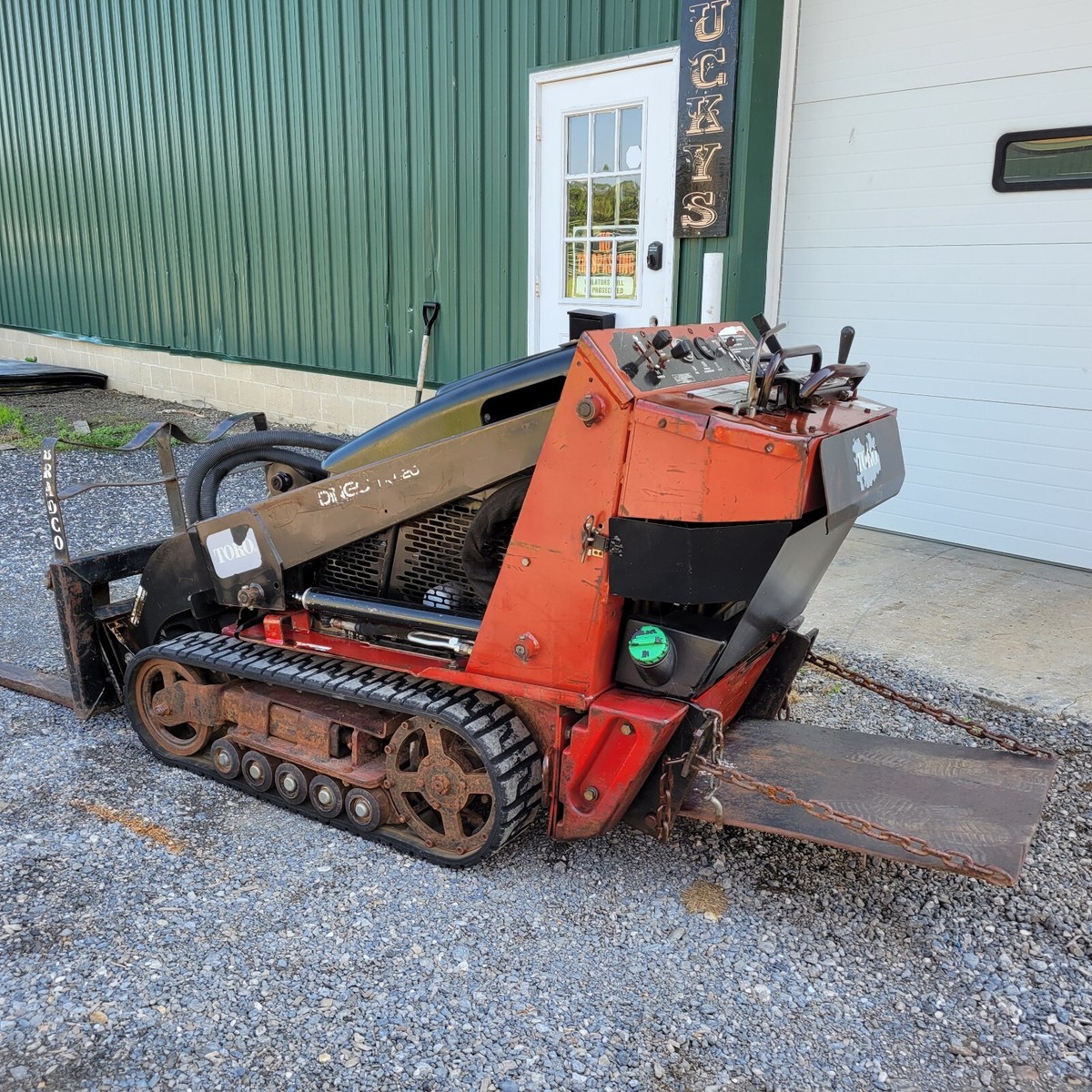 DINGO ディンゴ　BOLLOCKS Dingo® TX 427 Track Loader | Toro