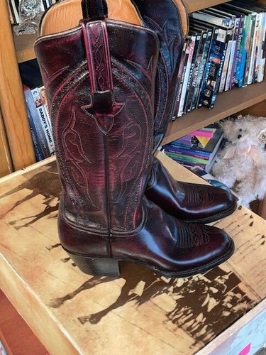 CLEARANCE Lucchese Classic western 