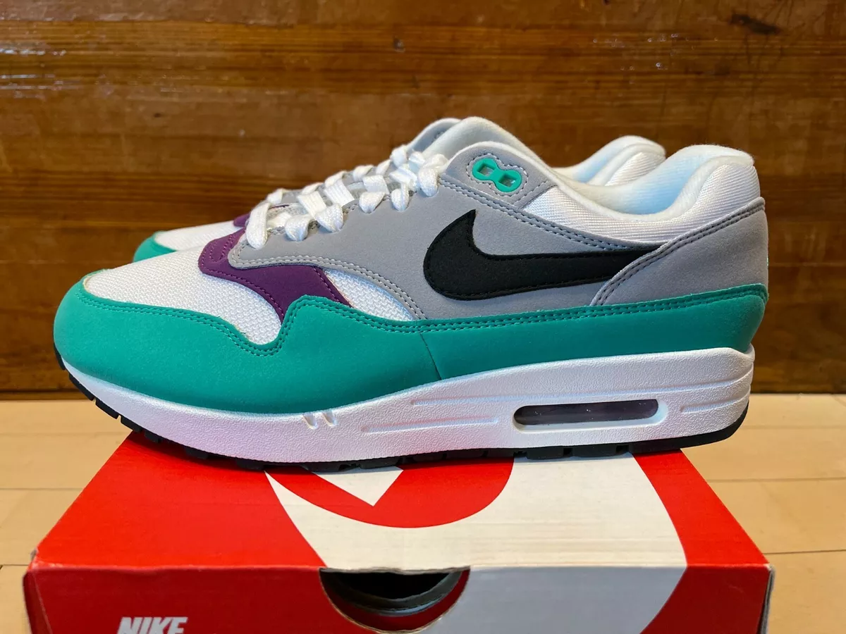 Nike WMNS Air Max 1 Clear Emerald Jade White Black Wolf Grey size 10 Men's 9