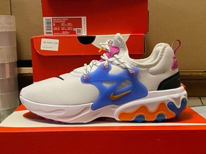 nike react white and orange