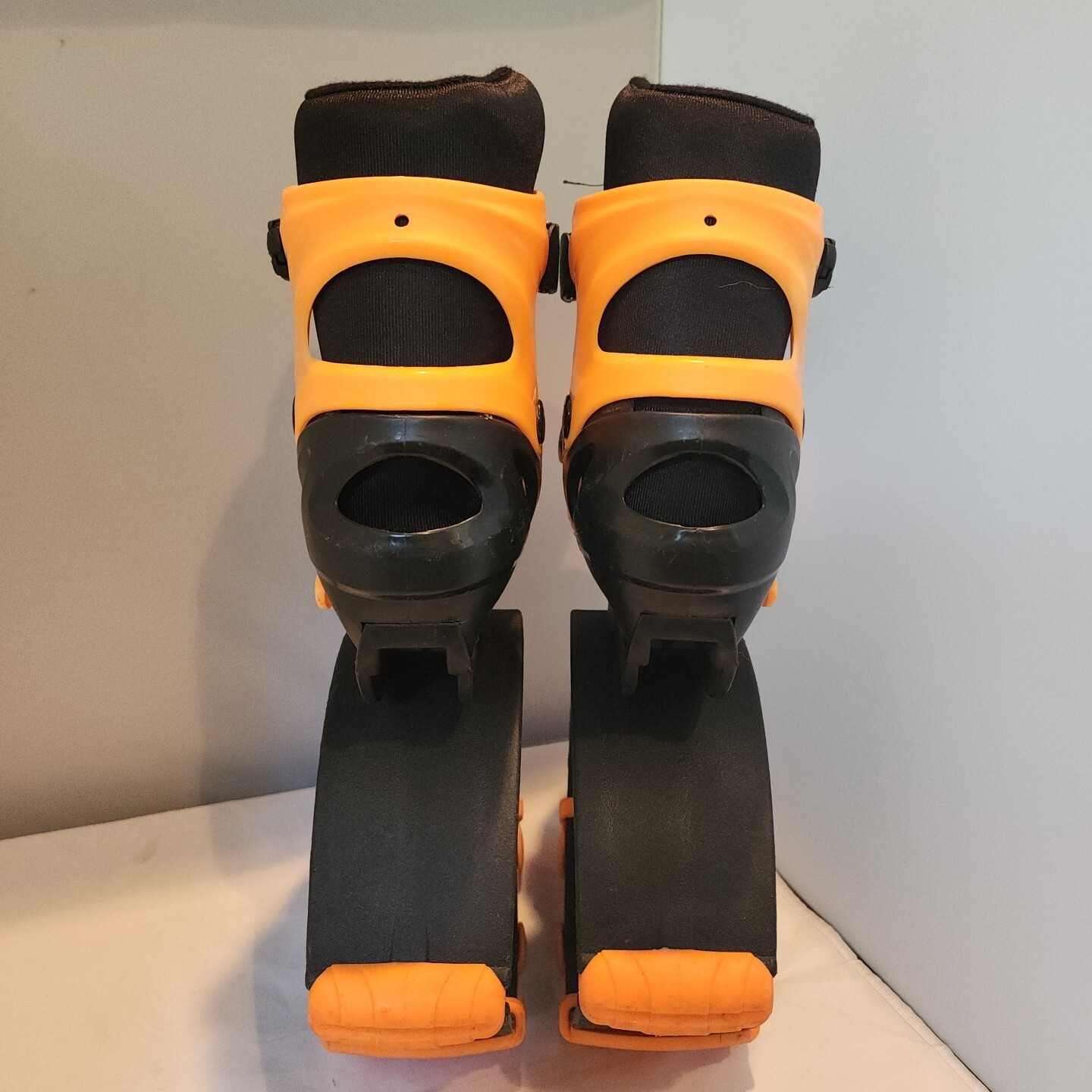 HearthSong Jump2It Jumping Boots Spring Shoes Adjusts Youth Size 3538