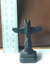 TOTEM POLE - WOODEN - BOMA CANADIAN - HAND PAINTED Figurine, Rare & Collectible