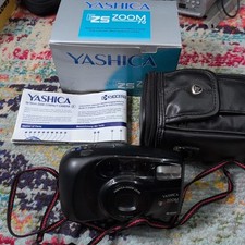 Yashica EZs Zoom 70 Point & Shoot 35mm Film Camera 35-70mm With Case