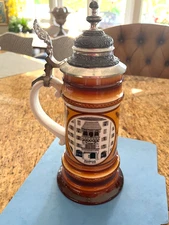 VINTAGE ORIG HASSENPFLUG HANDPAINTED AUSTRIAN BEER STEIN WITH PEWTER LID   SWEET