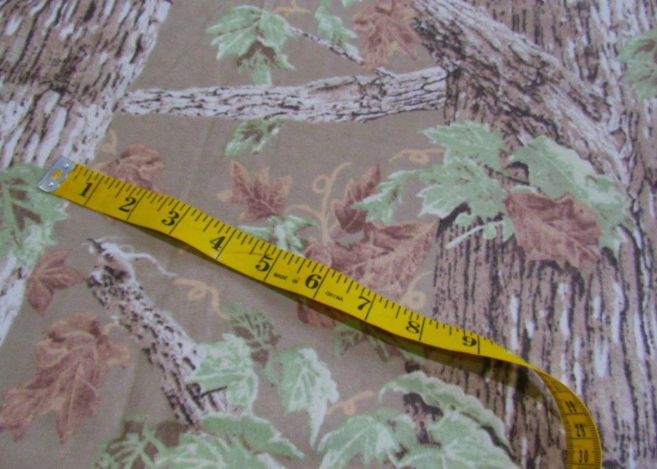 Tela de franela de algodón de 1-3/4 yardas x 42" W camuflaje bosque corteza hojas camuflaje Foto 2 de 2