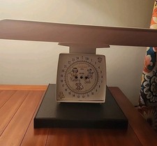 Sunbeam Nursery Scale 25 Lbs. Vintage 1940's - 1950's