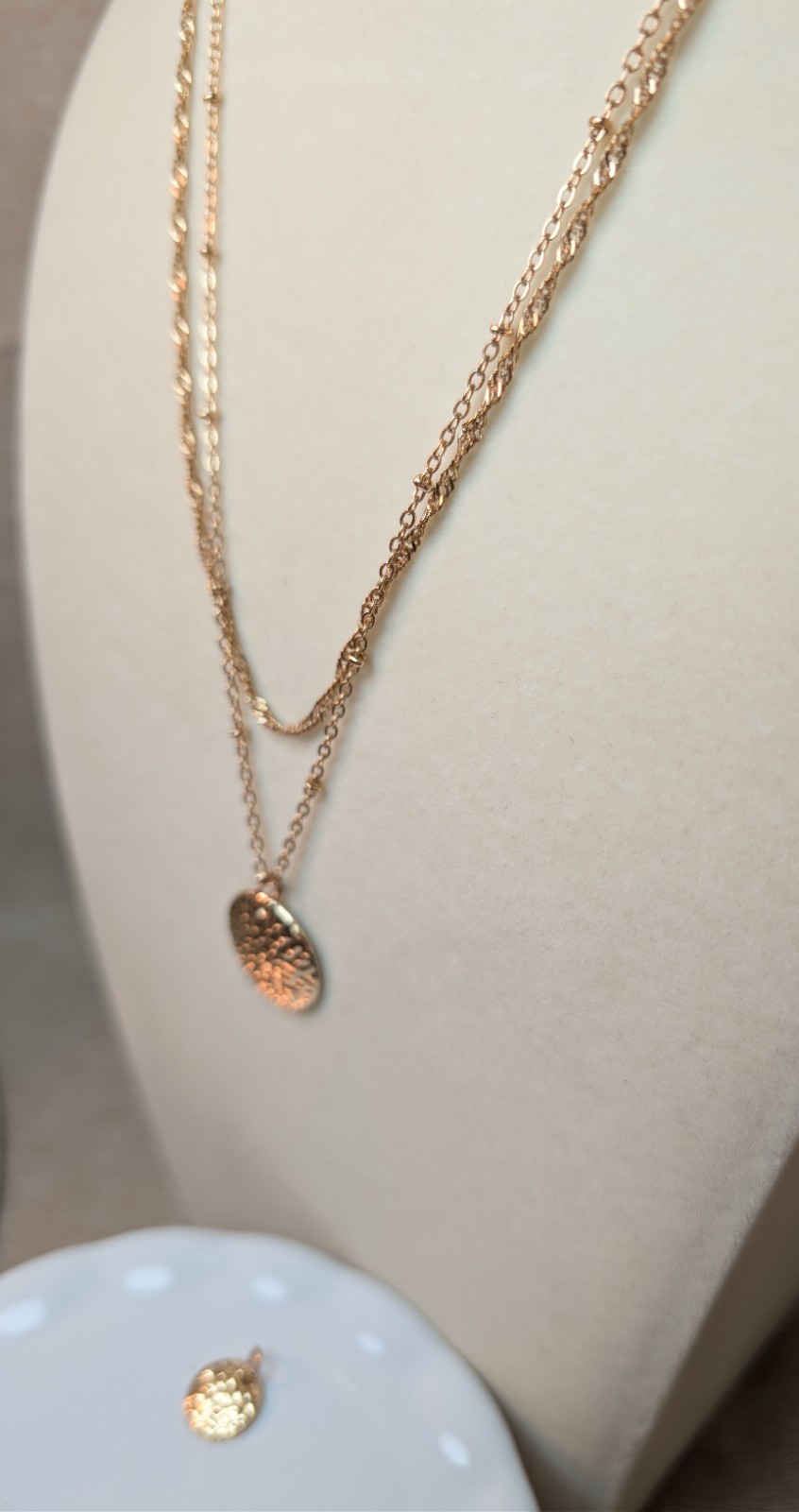 Double Layer Hammered Disc Pendants Necklace Gold… - image 5