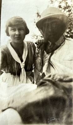 VTG 1910s Photo Strange Man Face Covered Mosquito Net Beekeeper Pretty Odd POV