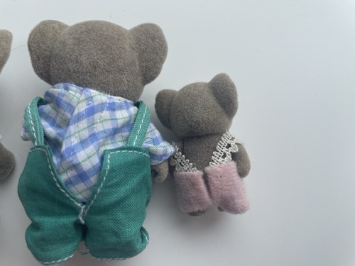 Vintage Sylvanian Families Koala Parents And 2 Babies. - Picture 8 of 8