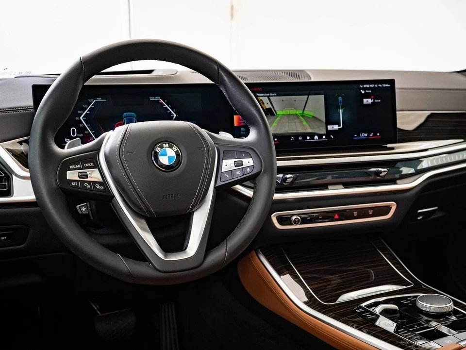 2025 BMW X5 xDrive40i - Image 4 of 4