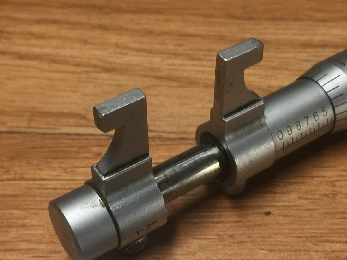 MITUTOYO MICROMETER 1 - 2 