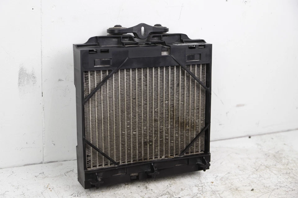 BMW F01 F06 F07 F10 535I 550I 640I 650I 740I 750I ENFRIADOR DE ACEITE DE MOTOR 7572542 OEM Foto 2 de 4