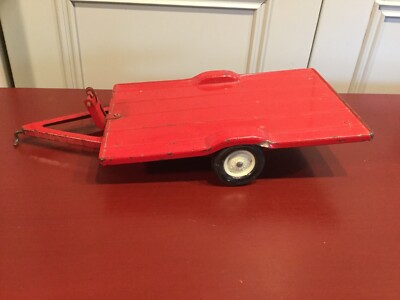 Vintage Tru Scale / Ertl Red Tilt Trailer 1/16 Scale No Hook Or Cable Great Cond