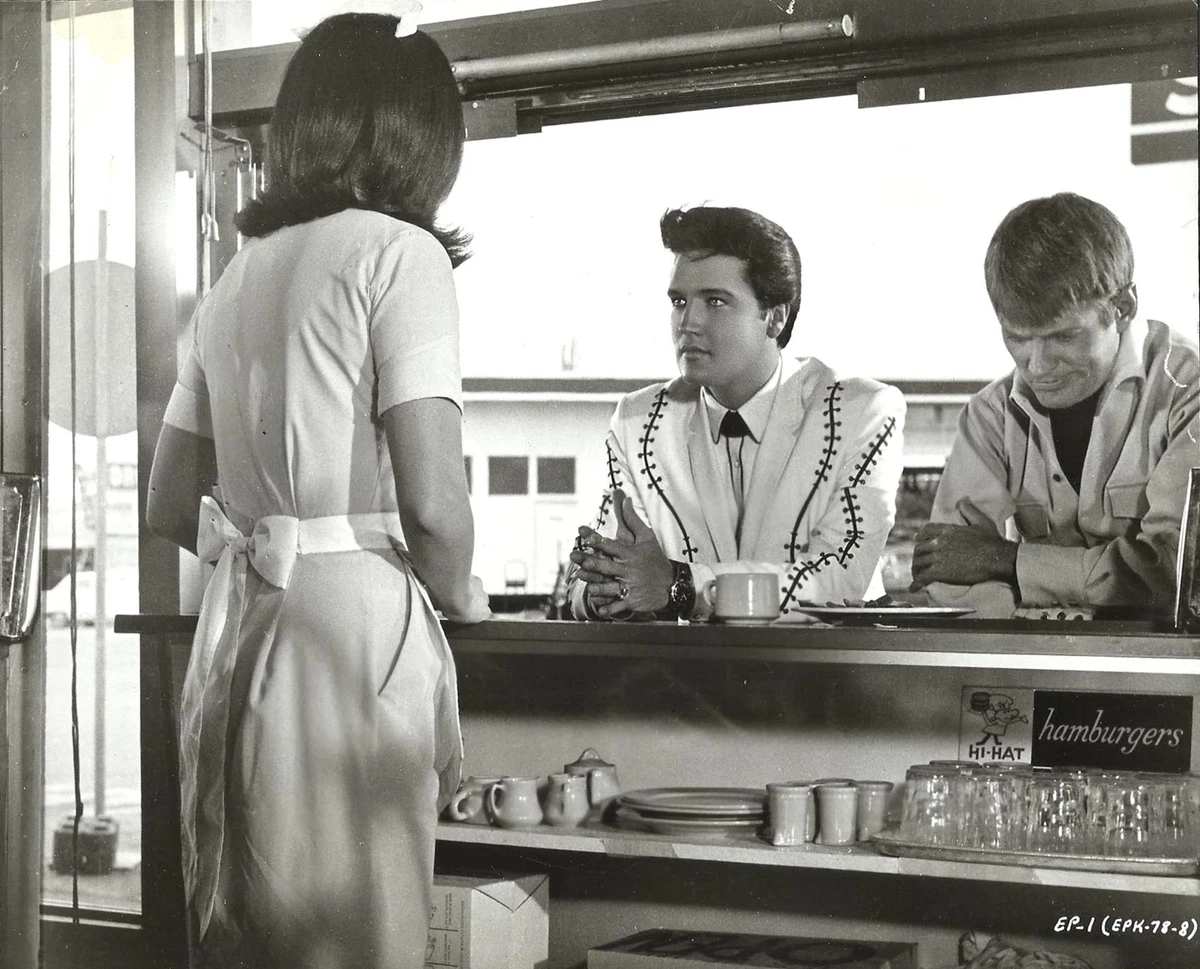 Elvis Presley Disliked "Clambake"