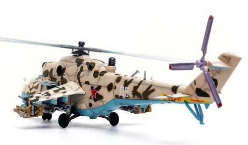 MI-24 Mi-24V Hind Attack elicottero cannoniera sovietico - russo scala 1/72 modellino - Foto 7 di 7