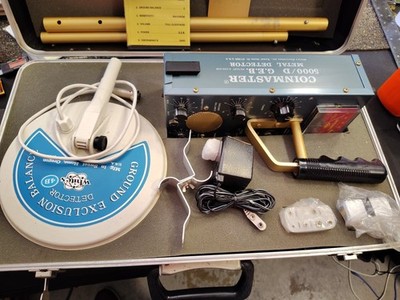 Vintage Whites Coinmaster 5000/D G.E.B. Metal Detector complete kit with case