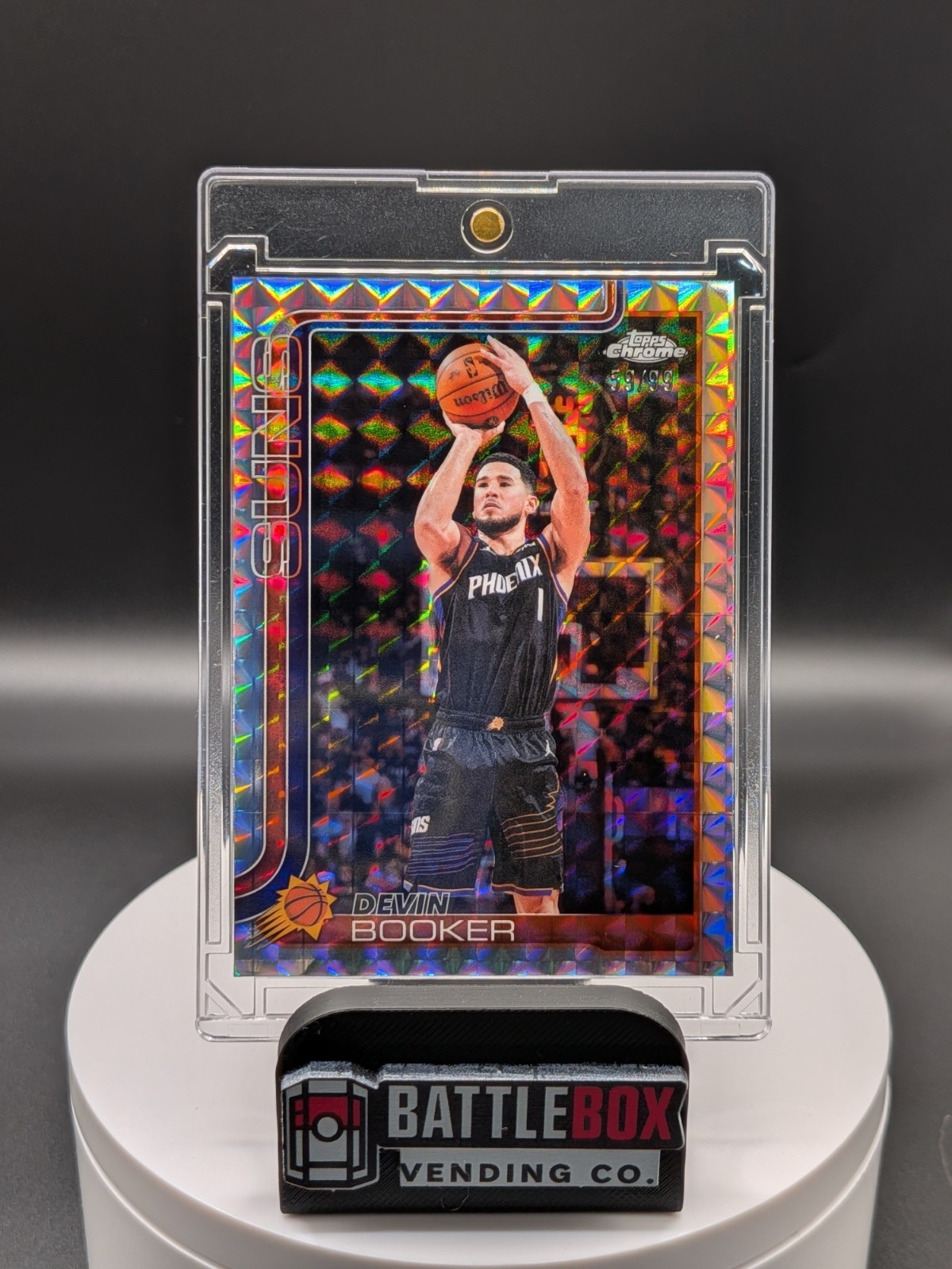 Devin Booker 2025 Topps Chrome Update #26 Geometric Refractor /99, PHOENIX SUNS.
