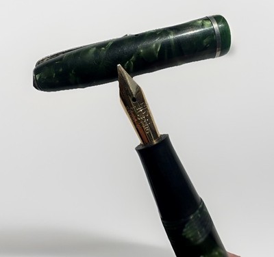 Conway Stewart 75 Vintage Green Marble Füllfederhalter mit 14kt Goldfeder funktioniert