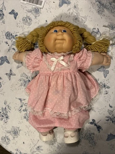 Cabbage Patch Kids 1986 Vintage Girl Doll Blonde & Blue Eyes Xavier Roberts