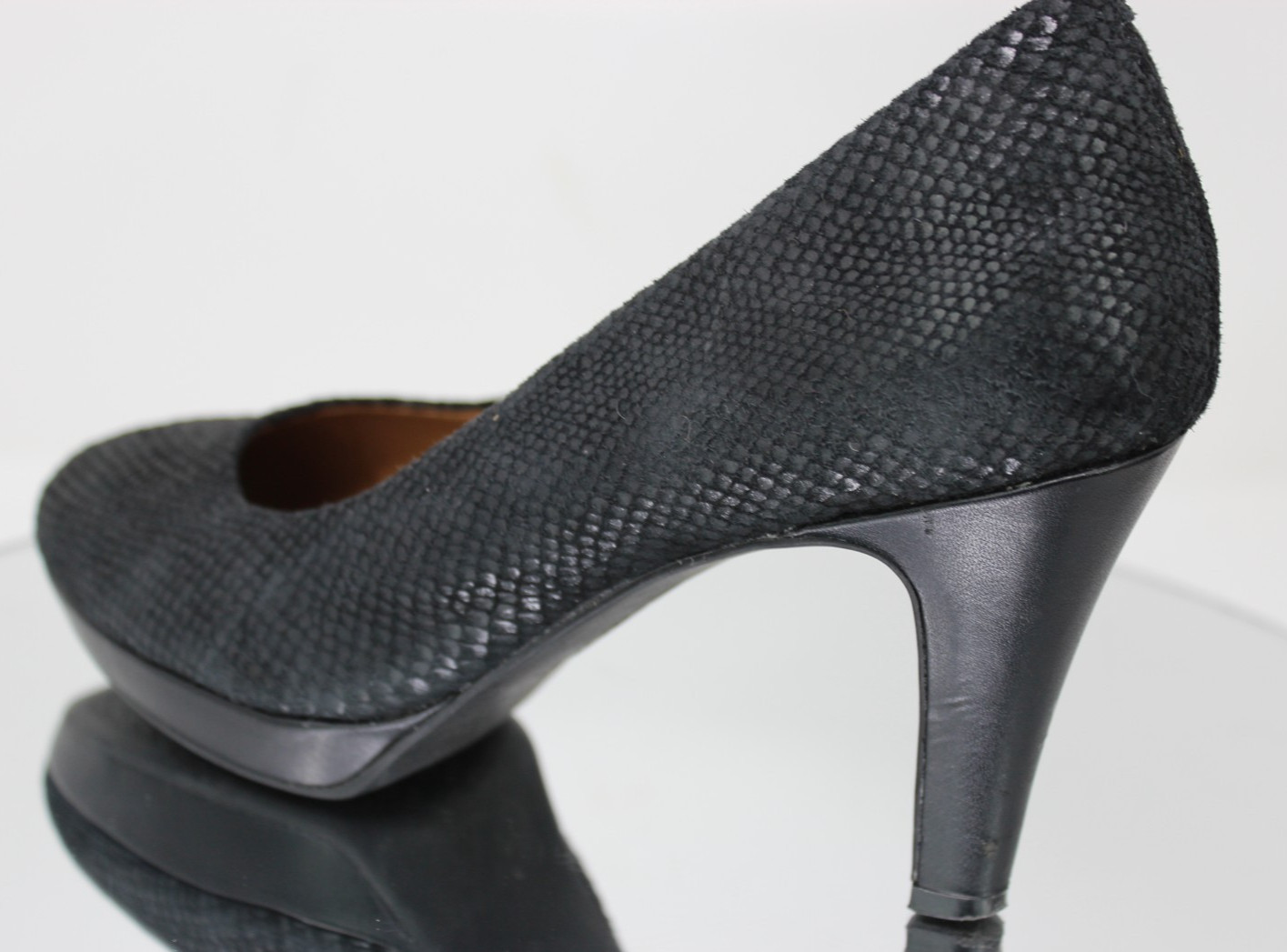 Clarks Brier Dolly Women’s Black Python Slip-On High Heel Dress Pumps 7.5US image 8