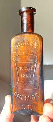 NICE AMBER DICKEY PIONEER 1850 CHEMIST BOTTLE SAN FRANCISCO 1880'S ERA DUG L@@K