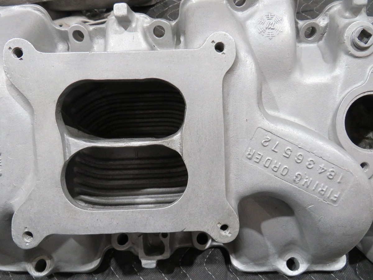 ORIGINAL GM 3933163 FACTORY RECTANGLE PORT ALUMINUM INTAKE 427