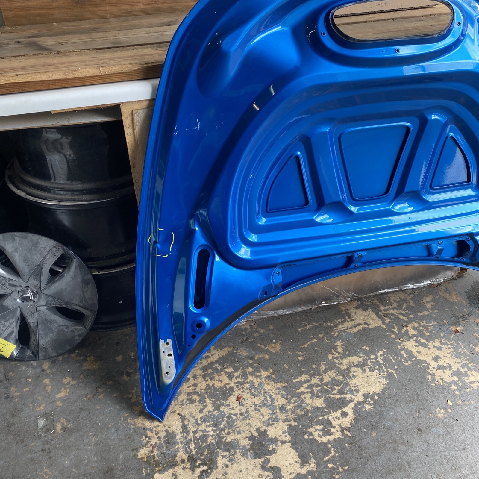 2019 2020 2021 2022 FERRARI F8 TRIBUTO HOOD OEM. Damaged