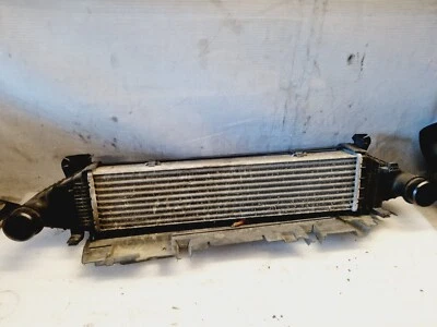 44C* Mercedes Benz W204 Ladeluftkühler Kühler Ladeluft A2045000300 2045000300 - Bild 1 von 4
