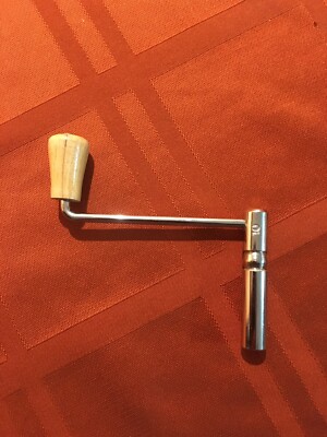 NEW ANTIQUE FRENCH MORBIER & COMTOISE GRANDFATHER KEY 4.75 mm ( Key Only )