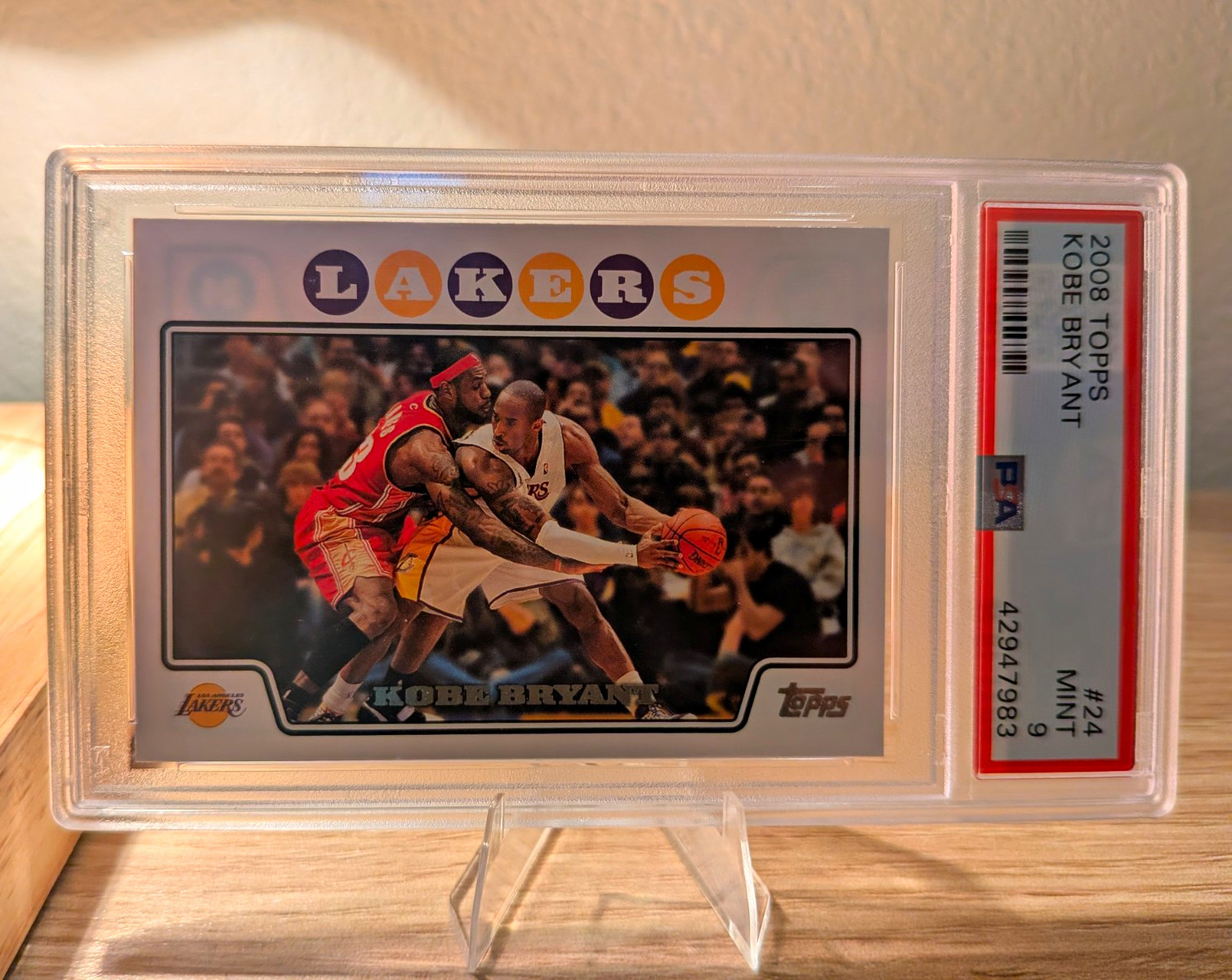 Topps 2008 Topps Kobe Bryant #24 PSA Graded Base Set Los Angeles Lakers