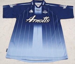 Dublin GAA O'Neills Men's Size L 2004/05 Gaelic Vintage Shirt Ireland