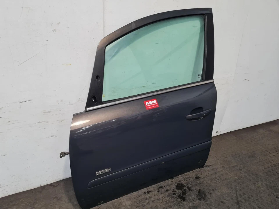 VAUXHALL ZAFIRA FRONT DOOR NEARSIDE PASSENGER LH 2013 5 DOOR MPV GREY - Image 2 of 4