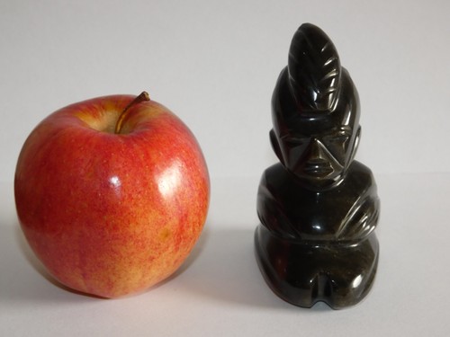 1960s To 1970s Obsidian Seated Aztec Or Incan Hand Carved Statue Or Paperweight