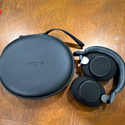 Jabra Evolve2 65 Wireless Bluetooth Over-Ear Headphones Mic w/ Case Black