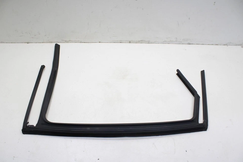 2019-20 Kia Sorento LX porta traseira esquerda canal de corrida cinto interno externo tira meteorológica - Imagem 3 de 4