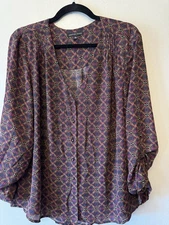Signature Studio Geometric Long Sleeved Blouse Size XL