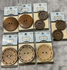 6 Cards Buttons Sew-ology 3 - 2" Coconut 2 hole, 2 - 2" Wood 2 whole,4 - 1 3/8"