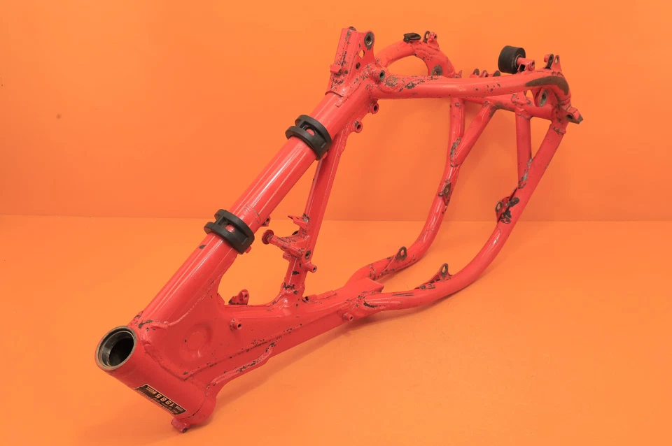 1985 85 CR500R CR500 OEM FLASH RED Main Frame Chassis Body Engine Cradle - Image 4 of 4