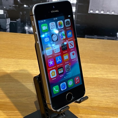 π’ Apple iPhone SE 64GB 1st Gen Smartphone Black A1723 Unlocked 100% Original - Afbeelding 3 van 24