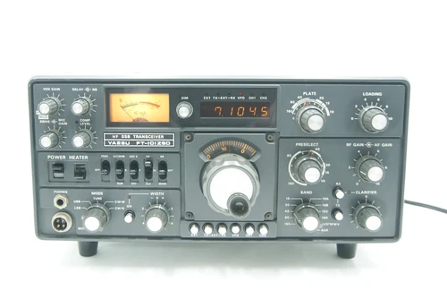 YAESU FT-101ZSD Vintage 1.9MHz-28MHz HF Transceiver 10W Good Cond.